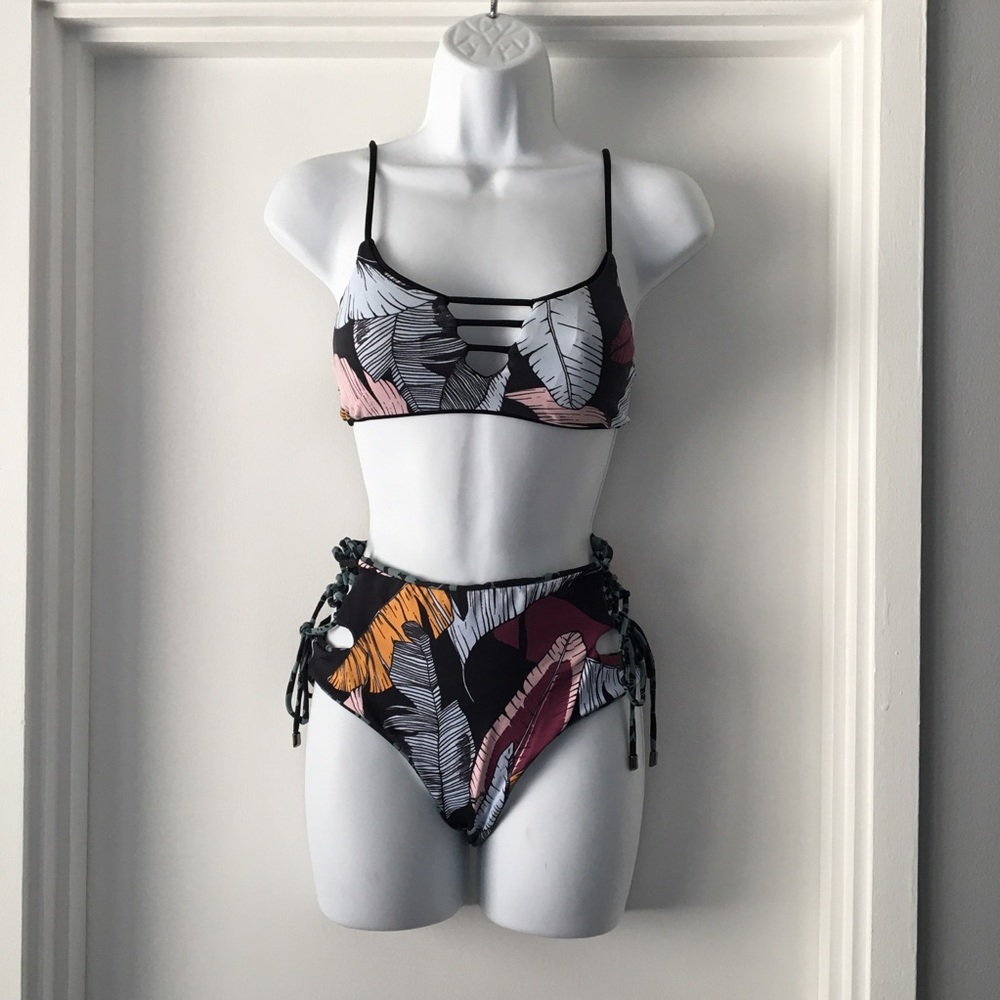 **SOLD** Maaji Reversible Bikini Set